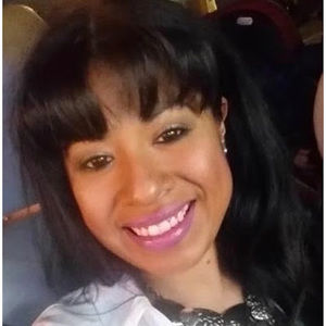 Meet your Posher, Roxana